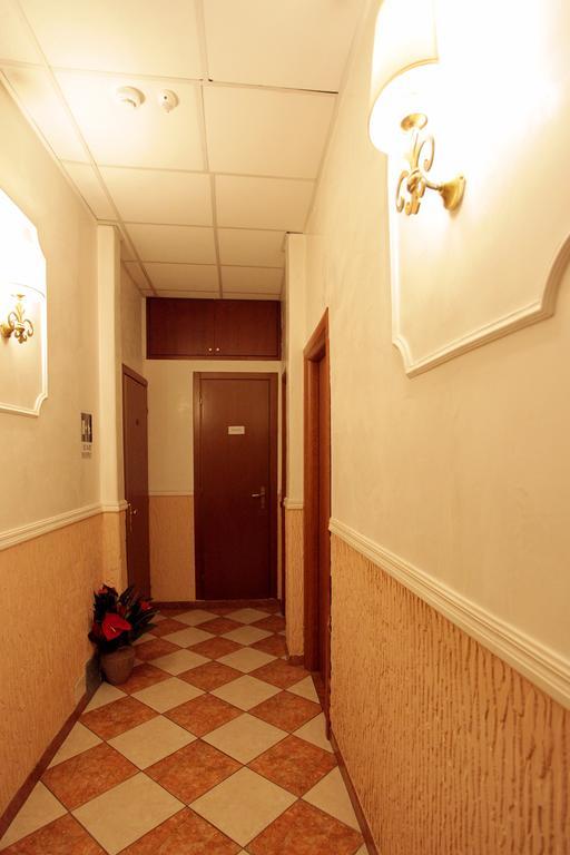 Hollywood Hotel Roma