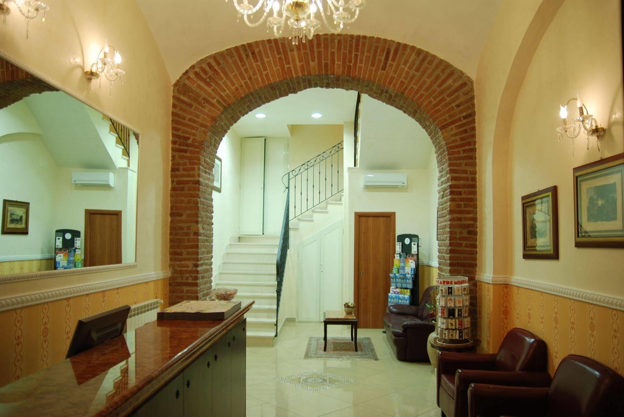 Hotel Hollywood Roma
